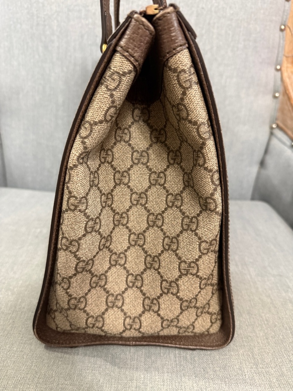 Gucci Brown GG Supreme Medium Canvas Tote with Green-Red Stripe - Picture 7 of 16